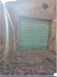 Garage in centro vicino piazza Idria