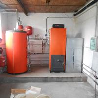 Impianto riscaldamento mais/biom. da 55kw +solare
