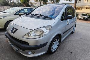 Peugeot 1007 1.4 diesel 80 kw