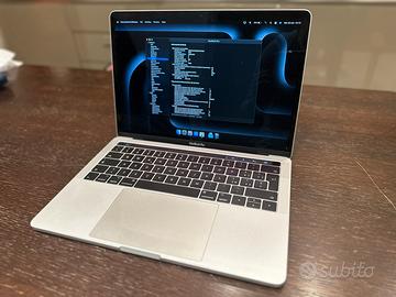 MacBook Pro 13” con Touchbar (A1706) - NUOVO