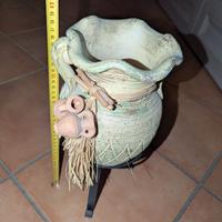 Anfora con piedistallo
