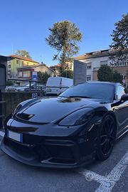 Porsche Cayman 718 GT4