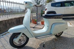 VESPA 50