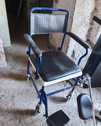 sedia a rotelle da casa 