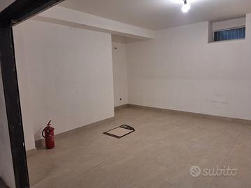 GARAGE 20 Mq Scogliera