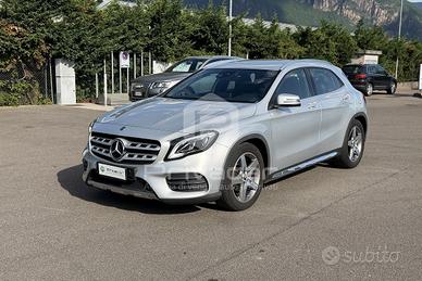 MERCEDES GLA 200 Sport