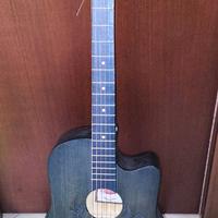 Chitarra acustica Andrew