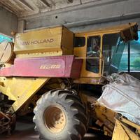 Mietitrebbia newholland tr85 per semi