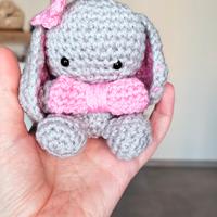 coniglio lavorato a uncinetto 