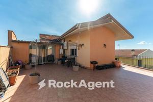 CAMPOROTONDO ETNEO , BILOCALE/ ATTICO PANORAMICO