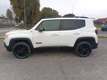 Jeep Renegade  trailhawk 170cv 4x4 PERFETTA