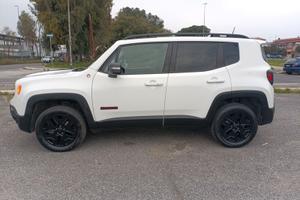 Jeep Renegade  trailhawk 170cv 4x4 PERFETTA