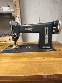 Macchina da cucire vintage Nacchi
