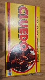 cluedo eg gioco in scatola da tavola di società