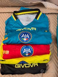 Divise arbitro Givova