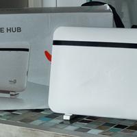 Modem wifi Wind Tre hub con cavi e scatola