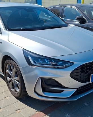 Ford Focus 1.0 EcoBoost Hybrid 125 CV 5p. ST-Line