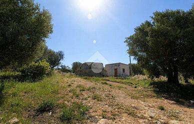 CASA DI CORTE A OSTUNI
