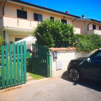 Villino bifamiliare a Bella Farnia Sabaudia