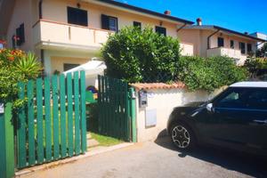 Villino bifamiliare a Bella Farnia Sabaudia