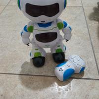 robot telecomandato 