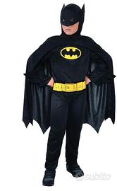 Abito carnevale Batman taglia 4/5 anni