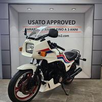 Kawasaki GPZ 750