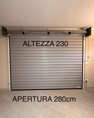 SERRANDA AVVOLGIBILE COIBENTATA E MOTORIZZATA