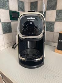 Macchina da caffe Lavazza in Black