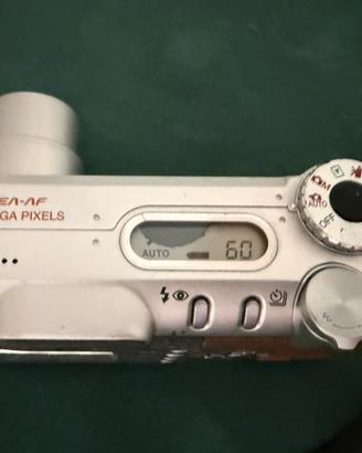 Minolta Dimage F 200