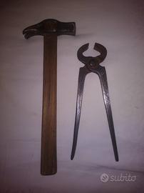 Attrezzi rurali antichi In ferro battuto