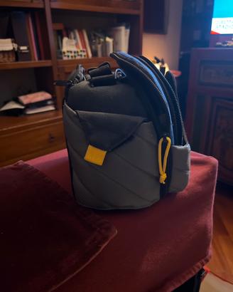 Borsa tracolla CASE LOGIC"