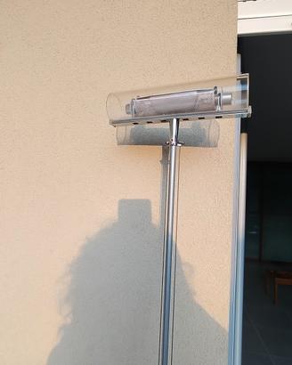 Lampada da terra Acheo di Artemide
