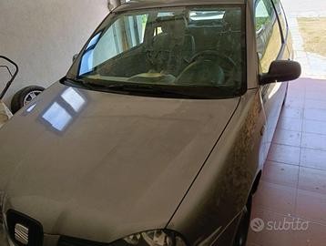 Seat Arosa ,anno 2002,cilidrata 1000 benzina