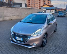 Peugeot 208 1.4 HDi 68 CV 5 porte Allure