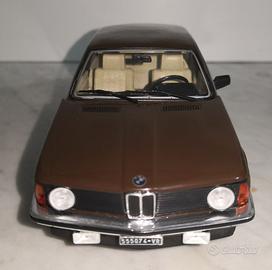 1/24 DIECAST MODEL BMW 3-SERIES 318i (1981)