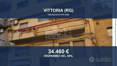 Immobile in asta di 207 m² con box auto a Vittoria