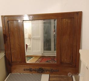 specchio vintage in legno massello con fregio 