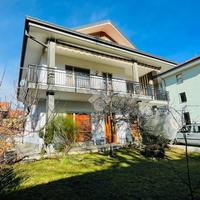 4 LOCALI A LANZO TORINESE