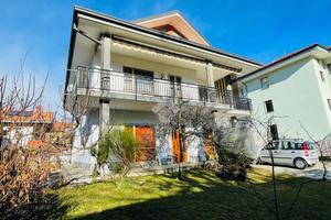 4 LOCALI A LANZO TORINESE