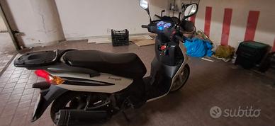 Scooter Benelli Logik 125 Agosto 2018