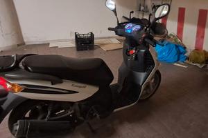 Scooter Benelli Logik 125 Agosto 2018