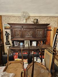 Set coordinato di mobili stile d’epoca autentici