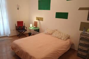 Grande Stanza Matrimoniale Trieste zona Oberdan