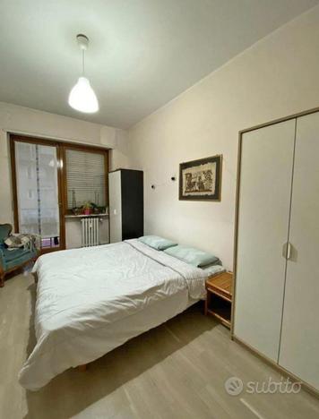 Stanza singola con bagno privato corso sebastopoli