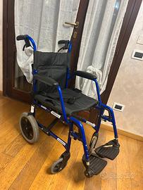 Sedia a rotelle leggera