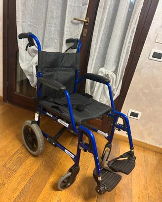 Sedia a rotelle leggera