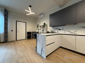 CASA SEMINDIPENDENTE A PORTALBERA