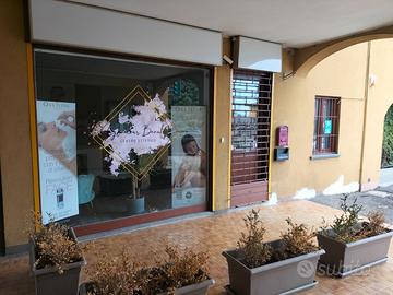 Negozio estetista studio medico ufficio