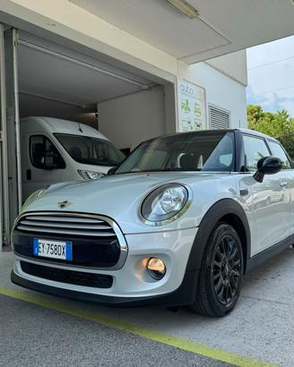 Mini CooperD 1.5 Business TURBO NUOVO-TETTO GAR24M